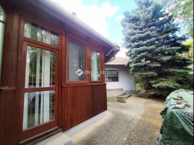 Eladó családi ház Péteri