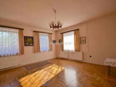 Eladó családi ház Budapest