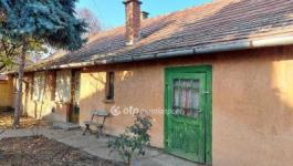 Eladó családi ház Csongrád