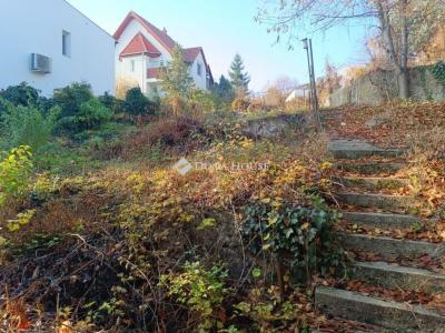 Eladó családi ház Budapest