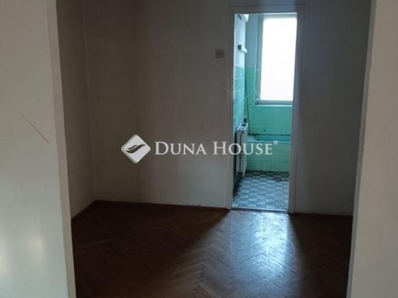 Eladó családi ház Budapest