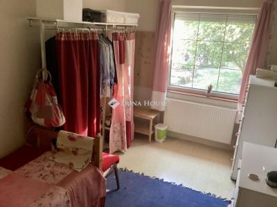 Eladó családi ház Érd