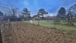 Eladó lakóövezeti telek Fót