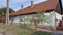 Eladó családi ház Monor