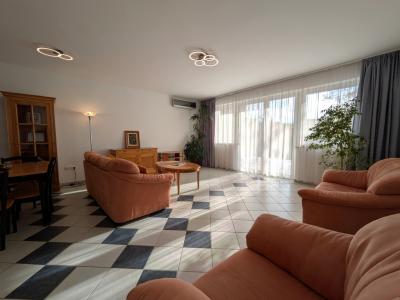 Eladó családi ház Debrecen