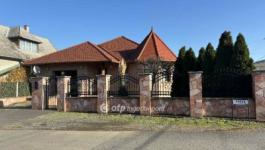 Eladó családi ház Abaújszántó