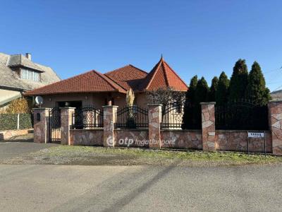 Eladó családi ház Abaújszántó