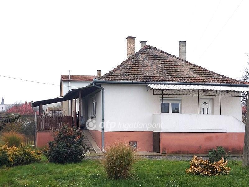 Eladó családi ház Tolcsva