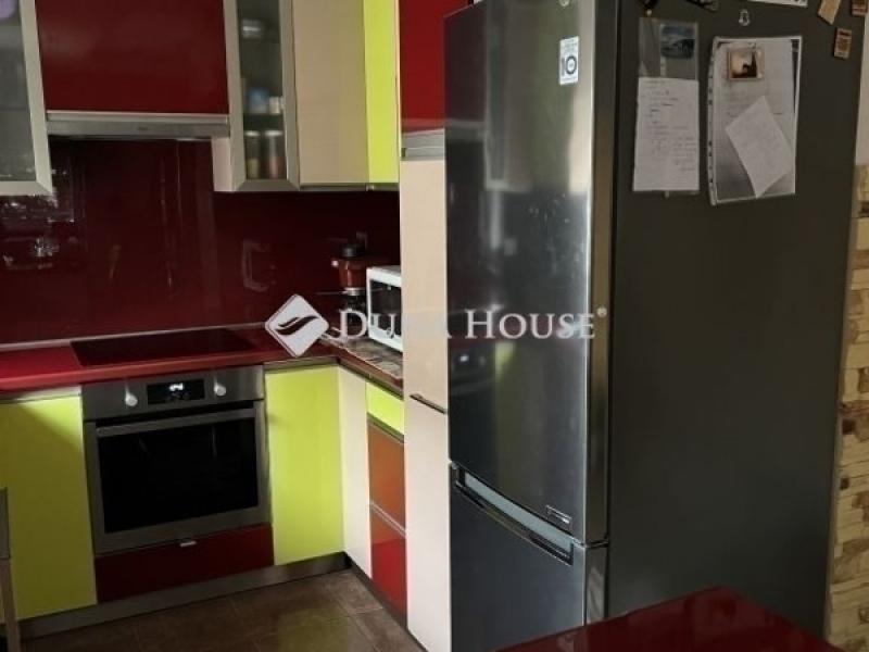 Eladó családi ház Budapest