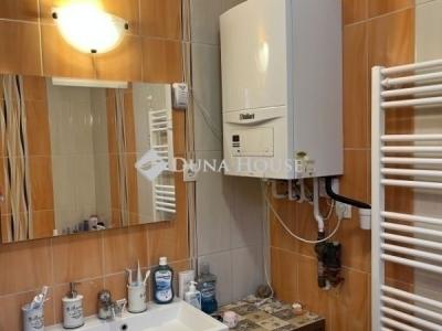 Eladó családi ház Budapest