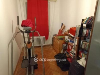 Eladó lakás Solymár