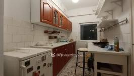 Eladó lakás Solymár