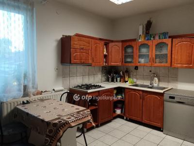 Eladó családi ház Nyíregyháza