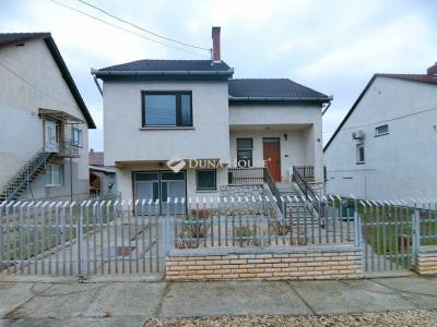 Eladó családi ház Bonyhád