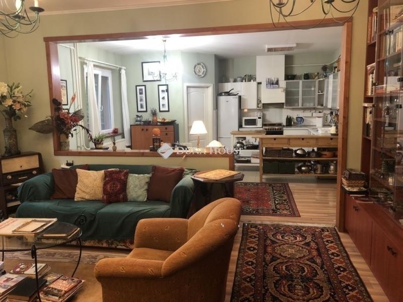 Eladó családi ház Érd