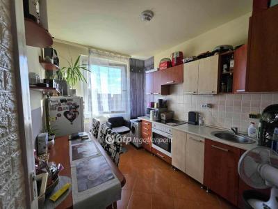 Eladó lakás Debrecen