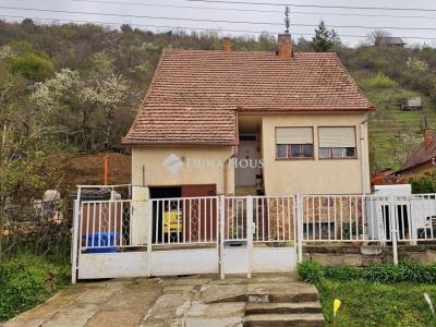 Eladó családi ház Pécs