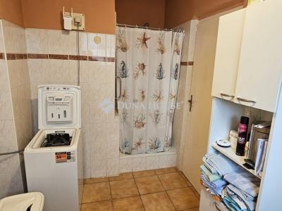 Eladó családi ház Pécs