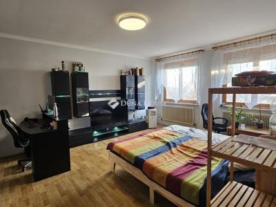 Eladó családi ház Pécs