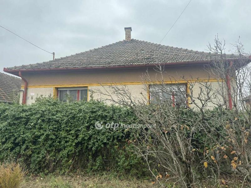 Eladó családi ház Monostorpályi