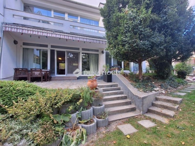 Eladó sorház Budapest