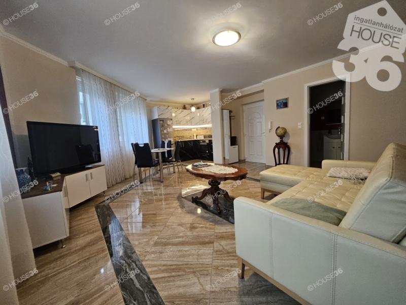 Eladó lakás Kecskemét