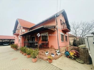 Eladó családi ház Vecsés