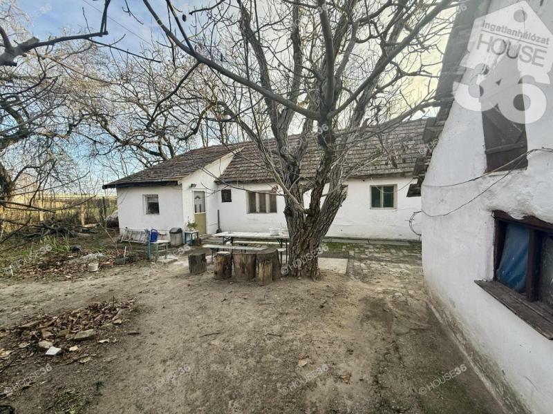Eladó családi ház Kecskemét