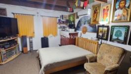 Eladó családi ház Tápióság