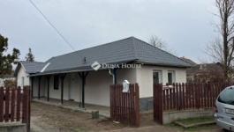 Eladó családi ház Tápióbicske