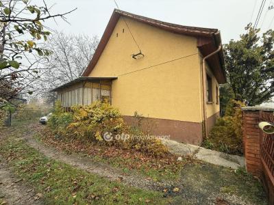 Eladó családi ház Székesfehérvár