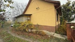 Eladó családi ház Székesfehérvár