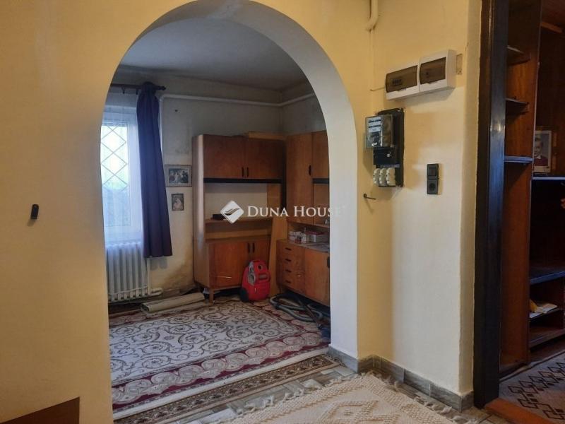 Eladó családi ház Budapest