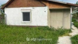 Eladó családi ház Derecske