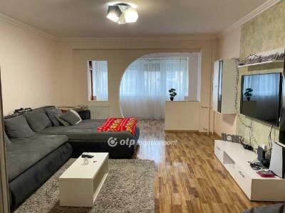 Eladó lakás Hajdúszoboszló