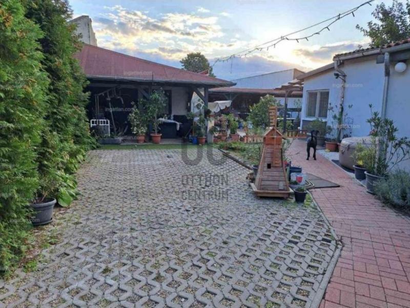 Eladó sorház Budapest