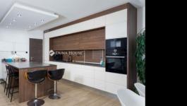 Eladó lakás Győrújfalu