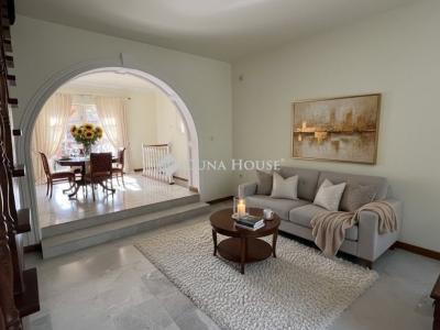 Eladó családi ház Budapest