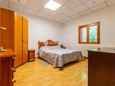 Eladó családi ház Budapest