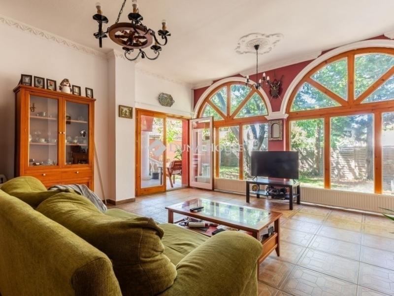 Eladó családi ház Budapest