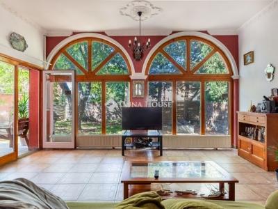 Eladó családi ház Budapest