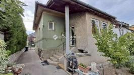 Eladó családi ház Budapest