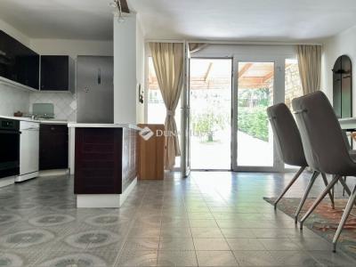 Eladó családi ház Budapest