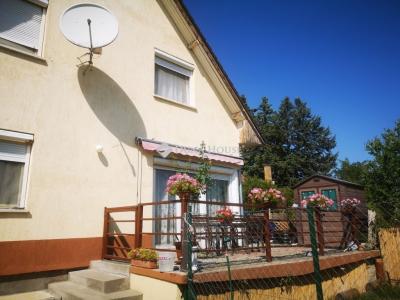 Eladó ikerház Szentendre