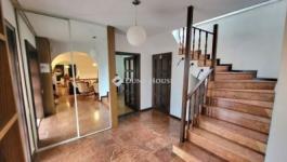 Eladó családi ház Budapest