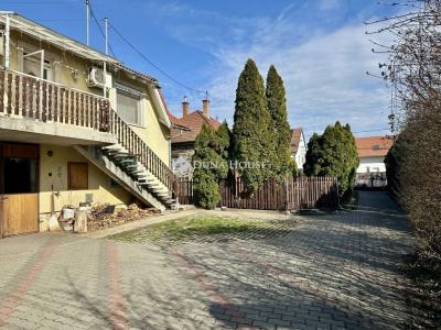 Eladó családi ház Szentendre