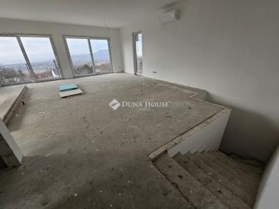 Eladó családi ház Szentendre