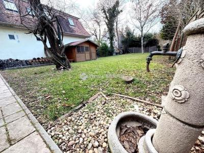 Eladó családi ház Budapest