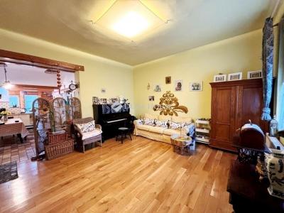 Eladó családi ház Budapest