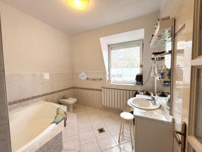 Eladó családi ház Budapest